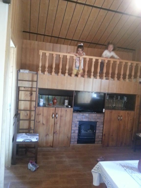 Bungalow Perotonar Ideal Para Familia Con Ninos La Puebla de Cazalla Zewnętrze zdjęcie