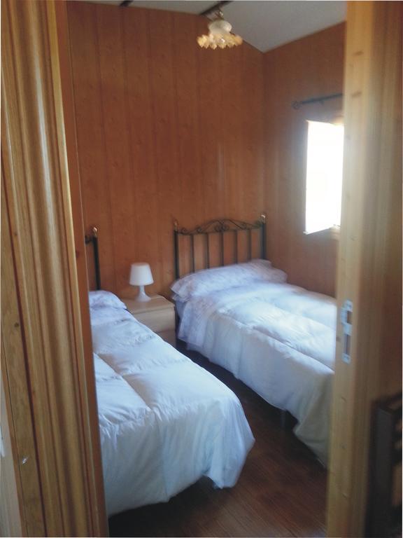 Bungalow Perotonar Ideal Para Familia Con Ninos La Puebla de Cazalla Zewnętrze zdjęcie