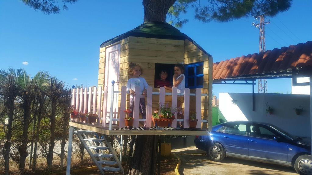 Bungalow Perotonar Ideal Para Familia Con Ninos La Puebla de Cazalla Zewnętrze zdjęcie